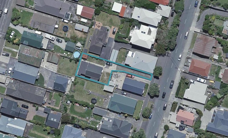 186 Clyde Street, Island Bay, Wellington - Carousel 1