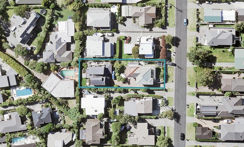 1/10 Rothesay Bay Road, Rothesay Bay, Auckland - Carousel 1