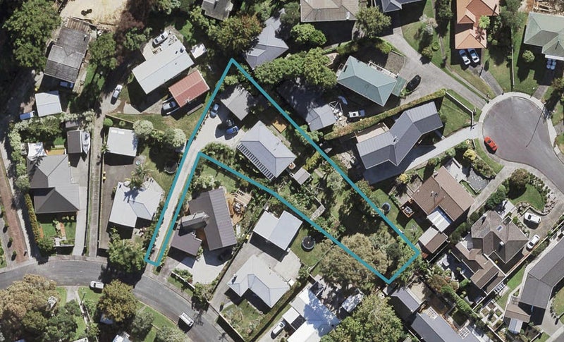 9 Orion Place, Hillcrest, Auckland - Carousel 1