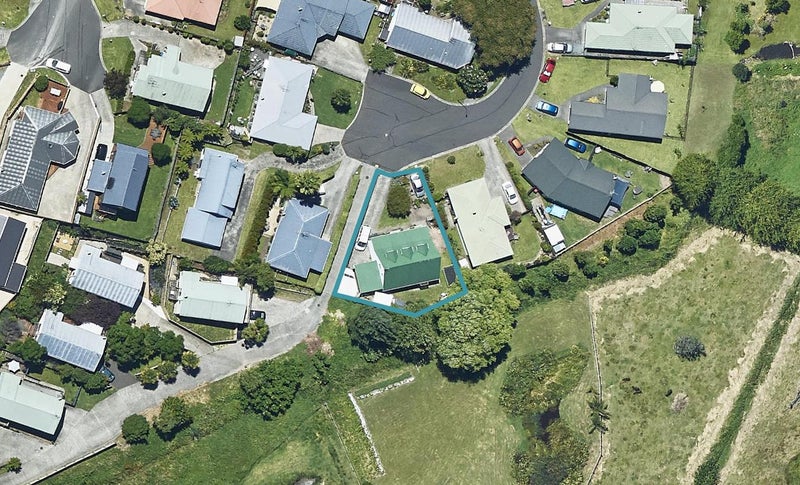 35 Sunvale Place, Gate Pa, Tauranga - Carousel 1