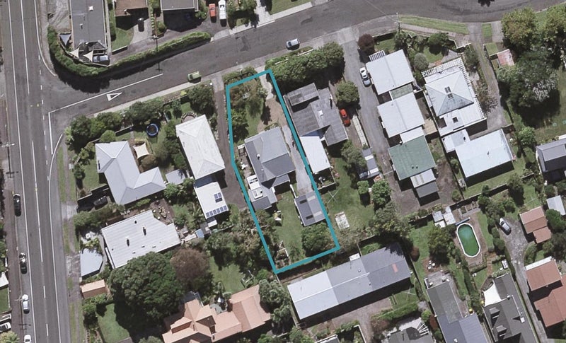 6 Shortland Street, Lower Vogeltown, New Plymouth - Carousel 1