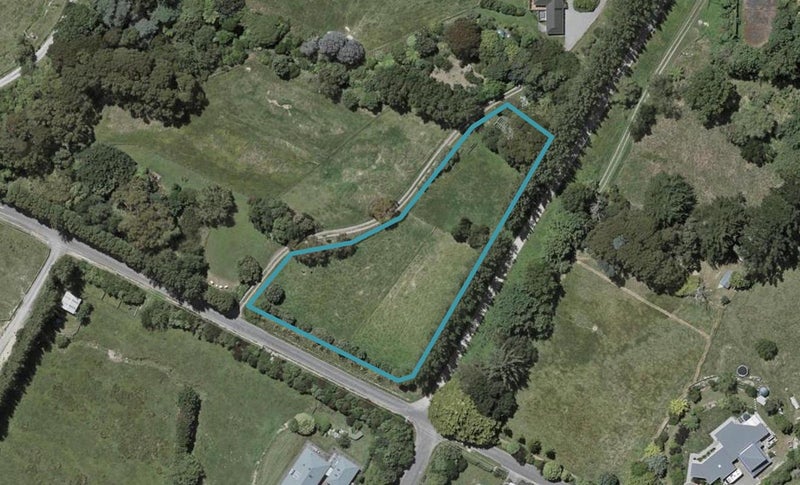 23 Hadfield Road, Peka Peka, Waikanae - Carousel 1