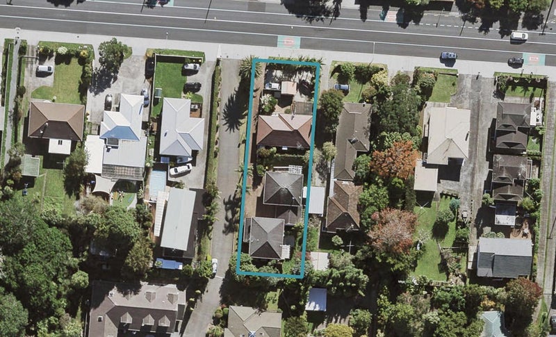 2/200 Onewa Road, Birkenhead, Auckland - Carousel 1