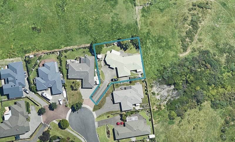 30 Donnington Place, Bethlehem, Tauranga - Carousel 1