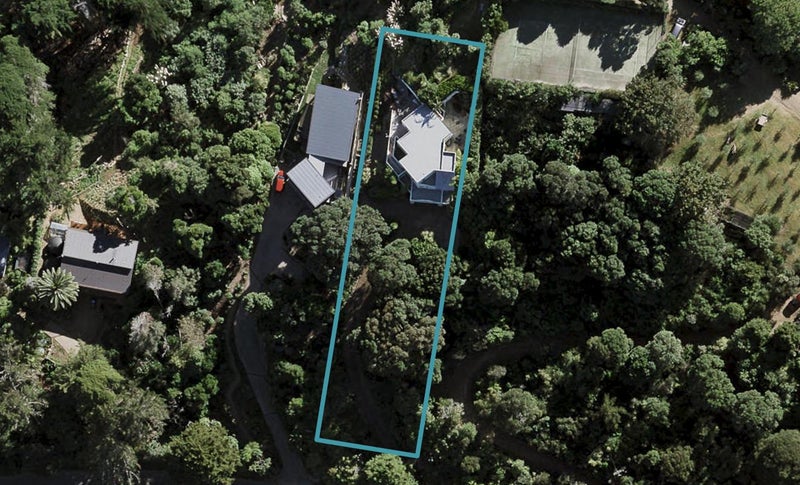 69 Great Barrier Road, Oneroa, Waiheke Island - Carousel 1