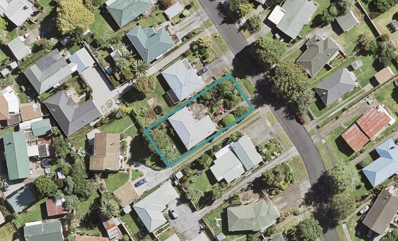 16 Richardson Avenue, Pukekohe, Pukekohe - Carousel 1