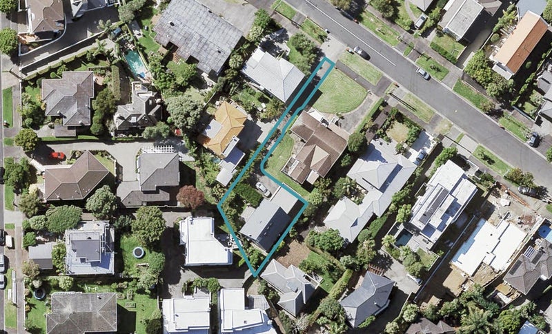 33A Sylvia Road, St Heliers, Auckland - Carousel 1