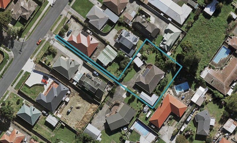 24 Regent Street, Papatoetoe, Auckland - Carousel 1