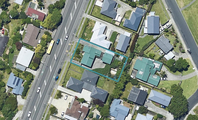 1126 Cameron Road, Gate Pa, Tauranga - Carousel 1