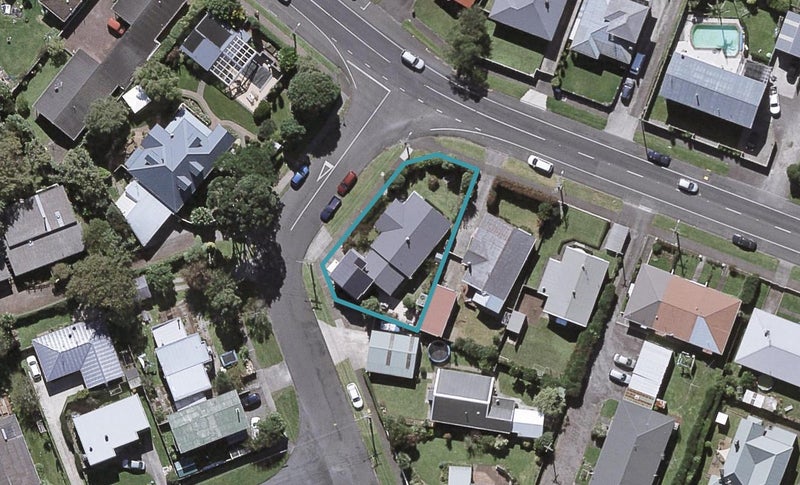 1 Broadmore Street, Vogeltown, New Plymouth - Carousel 1