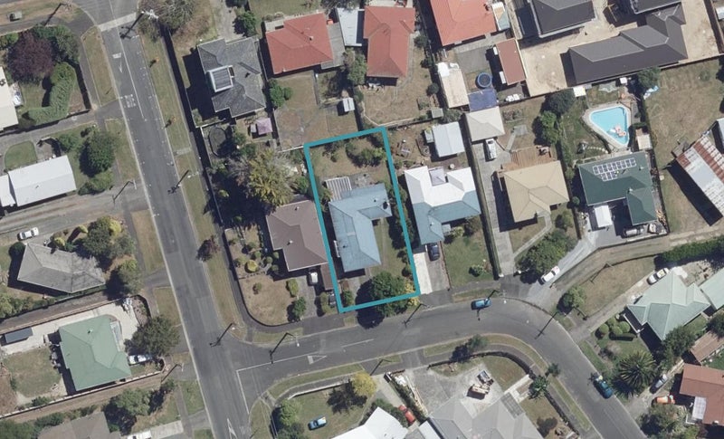 3 Matthews Crescent, Melville, Hamilton - Carousel 1
