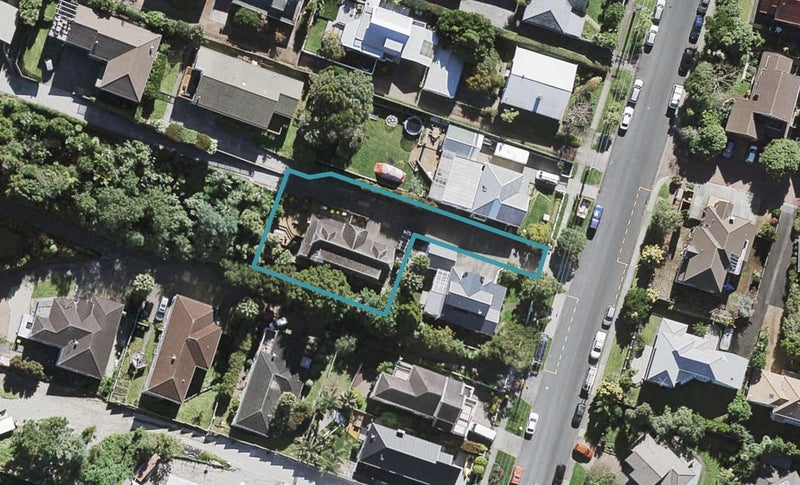 13A Balmain Road, Birkenhead, Auckland - Carousel 1