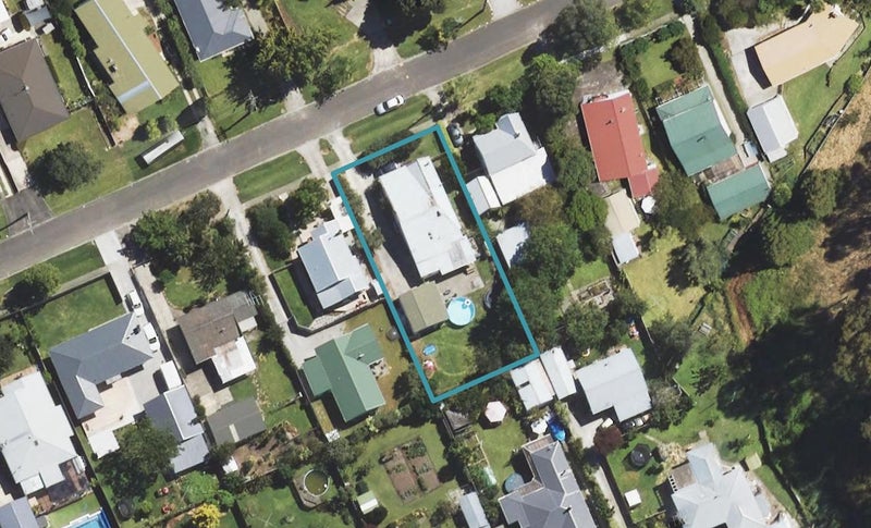 175 Fox Street, Whataupoko, Gisborne - Carousel 1