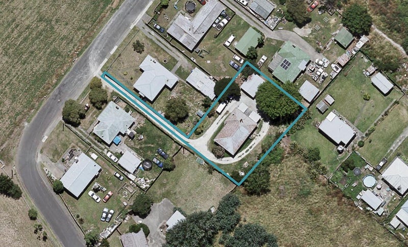 8 Miriama Road, Pakipaki, Hastings - Carousel 1