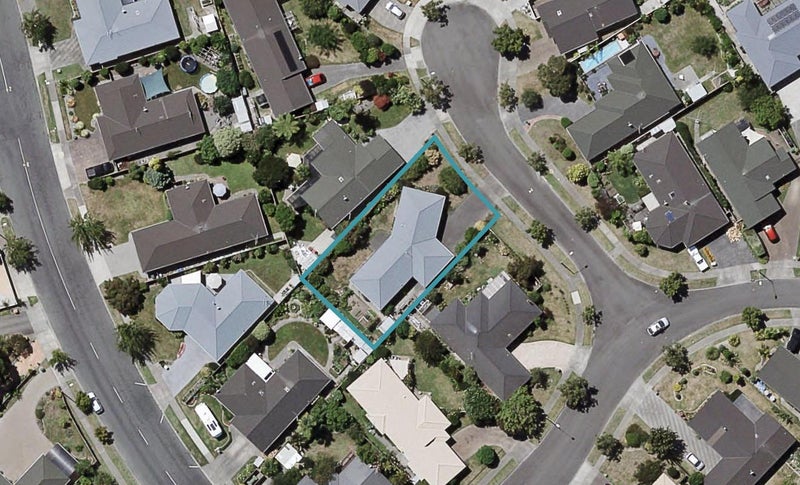 7 Hyatt Grove, Greenmeadows, Napier - Carousel 1