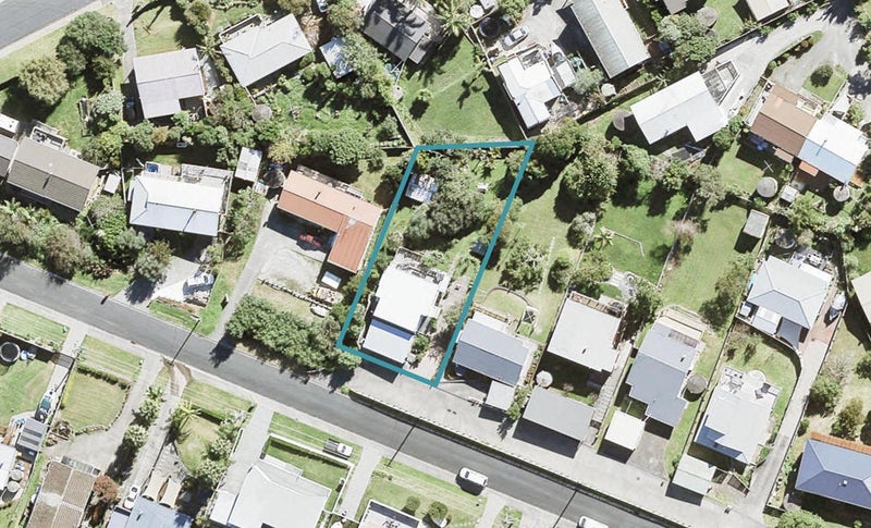 11 Norfolk Road, Stanmore Bay, Whangaparaoa - Carousel 1
