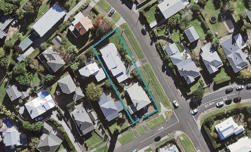 2/46 Palmerston Road, Birkenhead, Auckland - Carousel 1