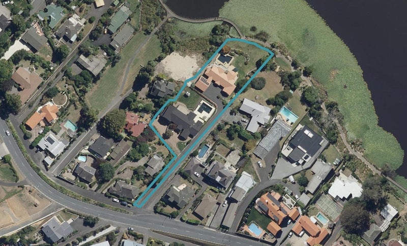 110B Lake Crescent, Hamilton Lake, Hamilton - Carousel 1