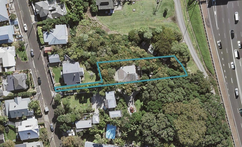 79 Princes Street, Northcote Point, Auckland - Carousel 1