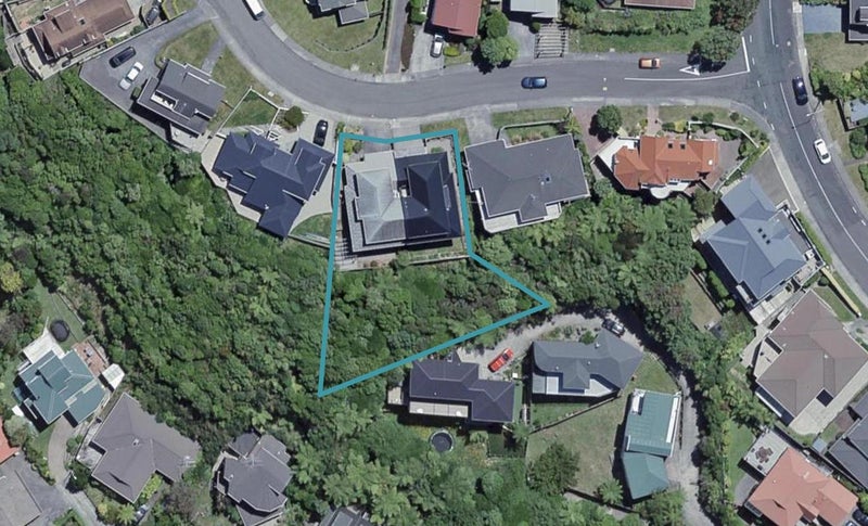 5A Kapil Grove, Khandallah, Wellington - Carousel 1