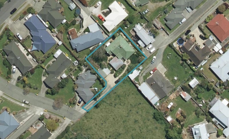7 Longfields Road, Brightwater, Brightwater - Carousel 1