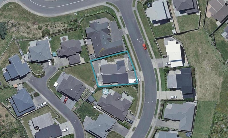 4 Montego Place, Grenada Village, Wellington - Carousel 1