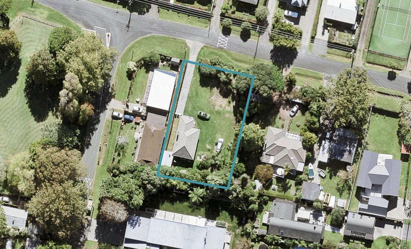 7 Glamis Avenue, Manly, Whangaparaoa - Carousel 1