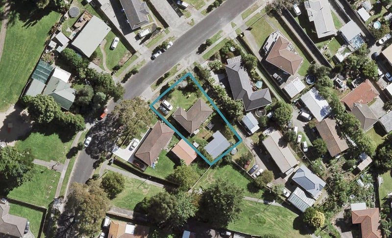 41 Urlich Drive, Ranui, Auckland - Carousel 1