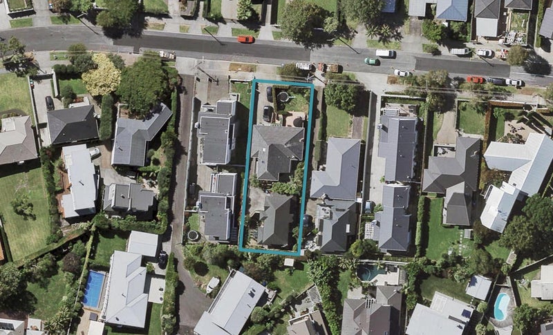 1/44 Fancourt Street, Meadowbank, Auckland - Carousel 1