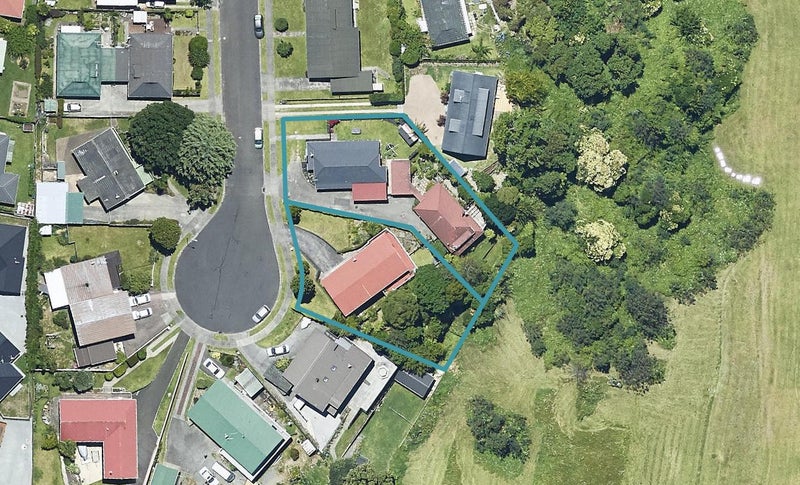 14 Knox Place, Greerton, Tauranga - Carousel 1