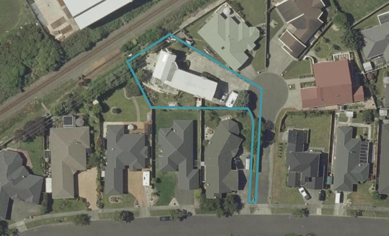 56 Royal Oak Drive, Kelvin Grove, Palmerston North - Carousel 1