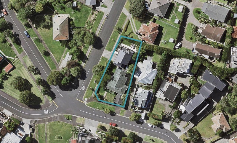 44 Ngake Street, Orakei, Auckland - Carousel 1