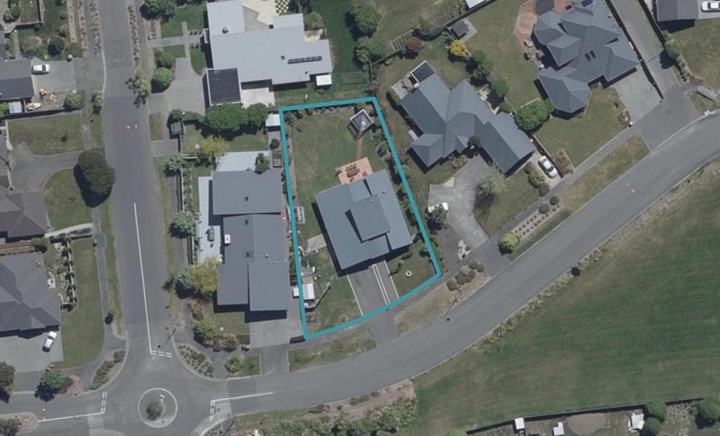 7 Seabrooke Drive, Spencerville, Christchurch - Carousel 1
