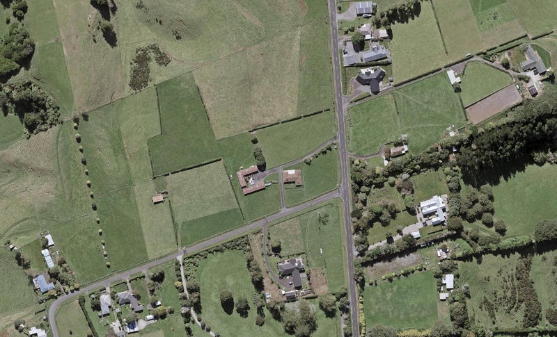 518 Carrington Road, Hurworth, New Plymouth - Carousel 1