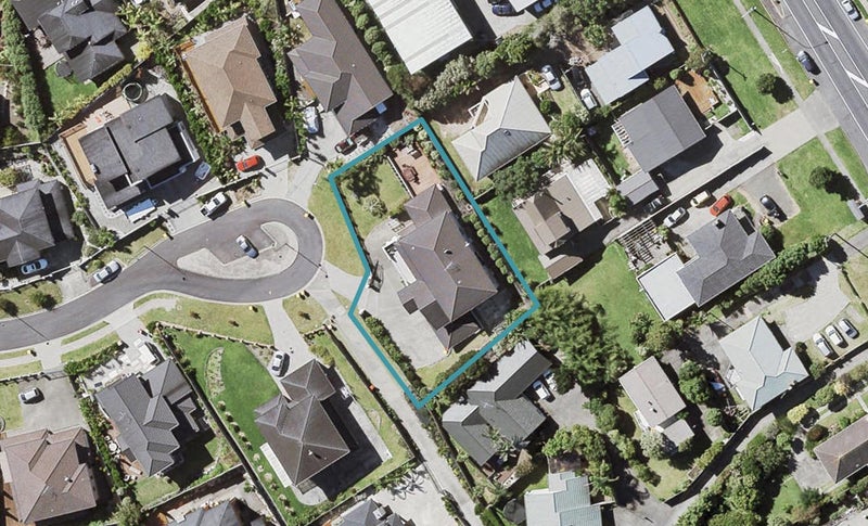 12 Deele Close, Pinehill, Auckland - Carousel 1