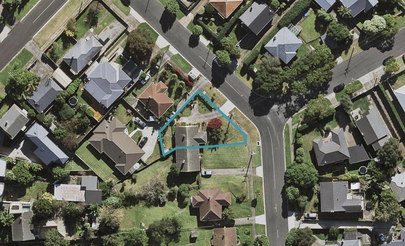 48 Namata Road, One Tree Hill, Auckland - Carousel 1