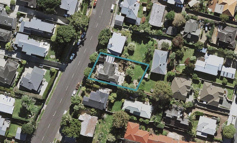 13 Rowan Road, Epsom, Auckland - Carousel 1
