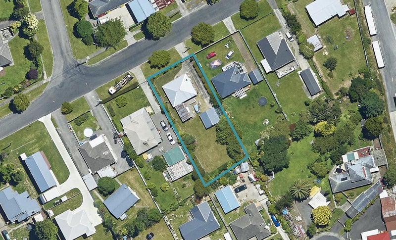 19 Salisbury Road, Fairy Springs, Rotorua - Carousel 1