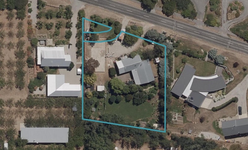 21 Hall Road, Bannockburn, Cromwell - Carousel 1