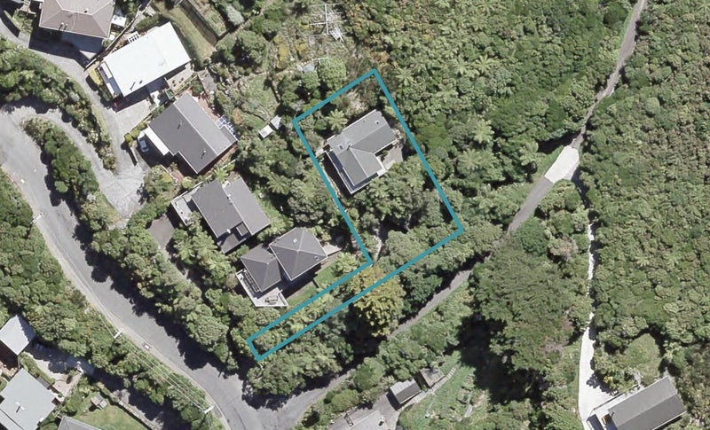 30 Titiro Moana Road, Korokoro, Lower Hutt - Carousel 1