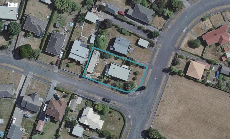 45 Masters Crescent, Masterton - Carousel 1