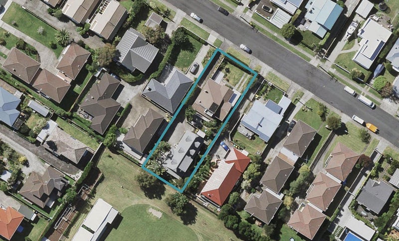 1/5 Waitemata Road, Hauraki, Auckland - Carousel 1