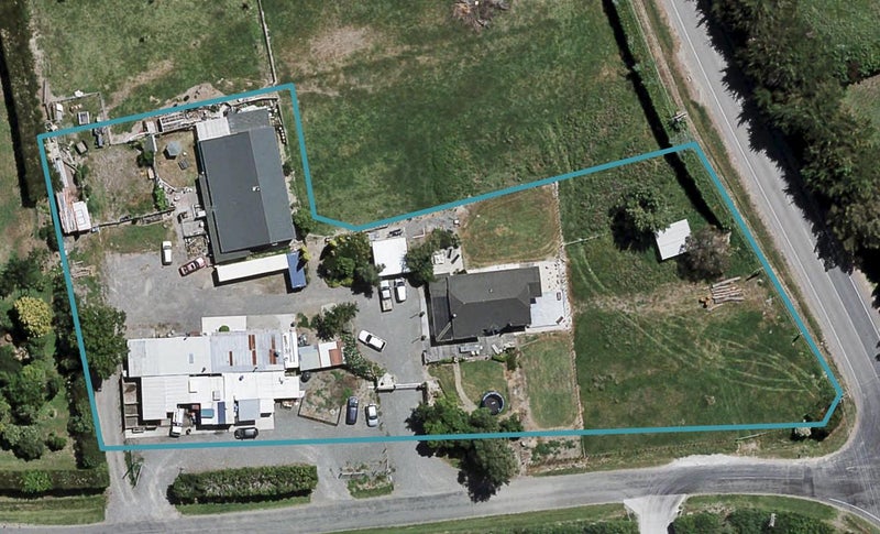78 The Loop, Meeanee, Napier - Carousel 1