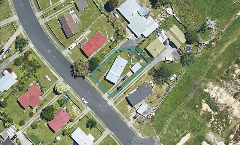 20 Thebes Street, Pomare, Rotorua - Carousel 1