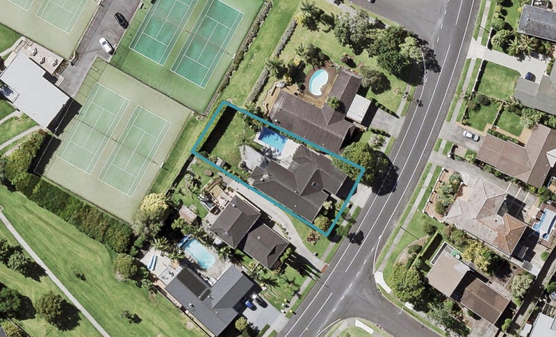 153 Fisher Parade, Farm Cove, Auckland - Carousel 1