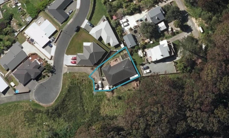 11 Madison Place, Morningside, Whangarei - Carousel 1