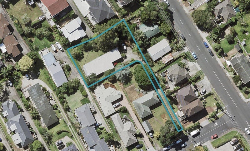 25A Tennyson Avenue, Takapuna, Auckland - Carousel 1