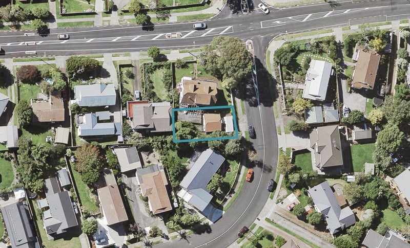 1 Marendellas Drive, Bucklands Beach, Auckland - Carousel 1