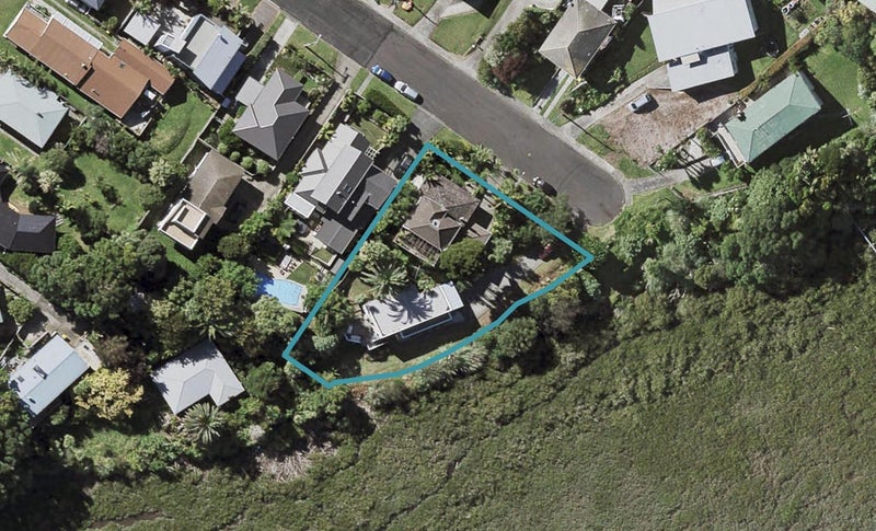 2/5 Keys Street, Belmont, Auckland - Carousel 1