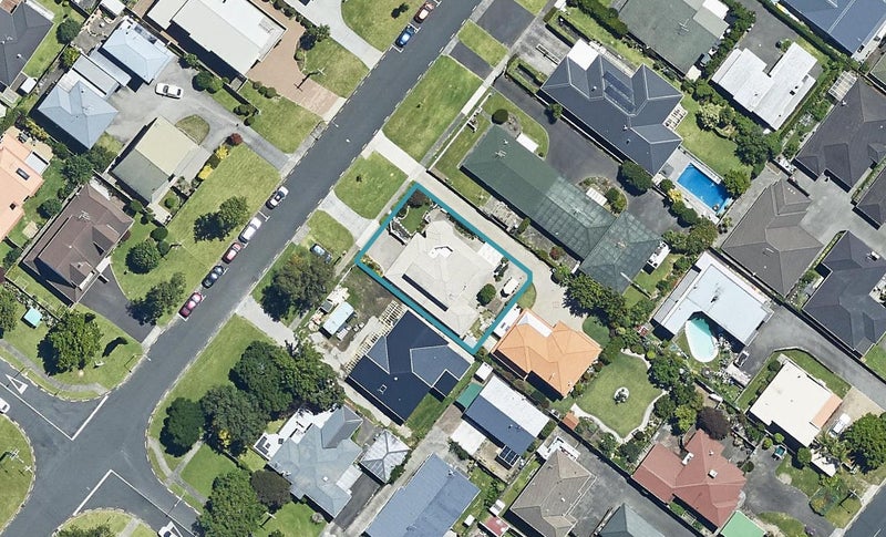128 Edgecumbe Road, Tauranga South, Tauranga - Carousel 1